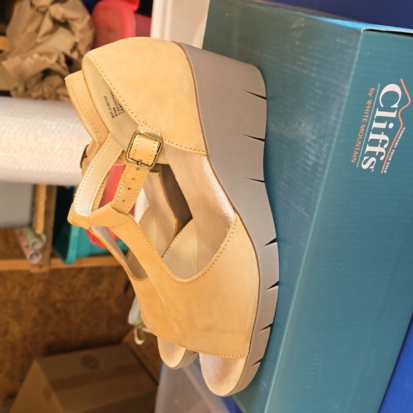 Cliffs Parisia wedges - Picture 5 of 6